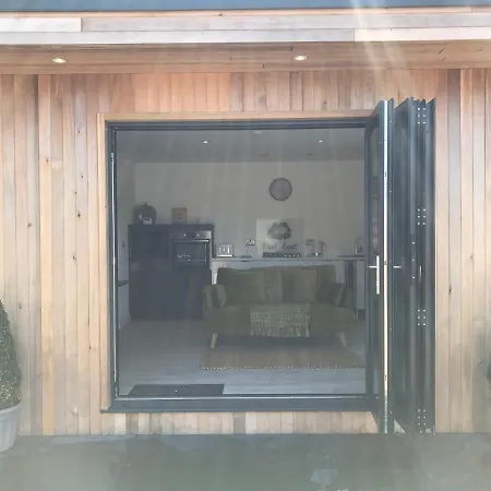 Parkknott Retreat Luxury Lodge With Private Hot Tub Askam in Furness Exterior foto