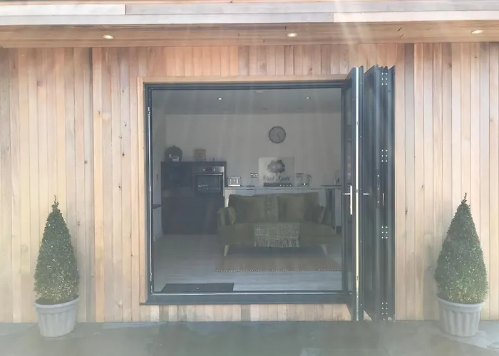 Parkknott Retreat Luxury Lodge With Private Hot Tub