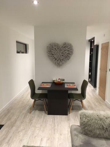 Apartment Parkknott Retreat Luxury With Private Hot Tub