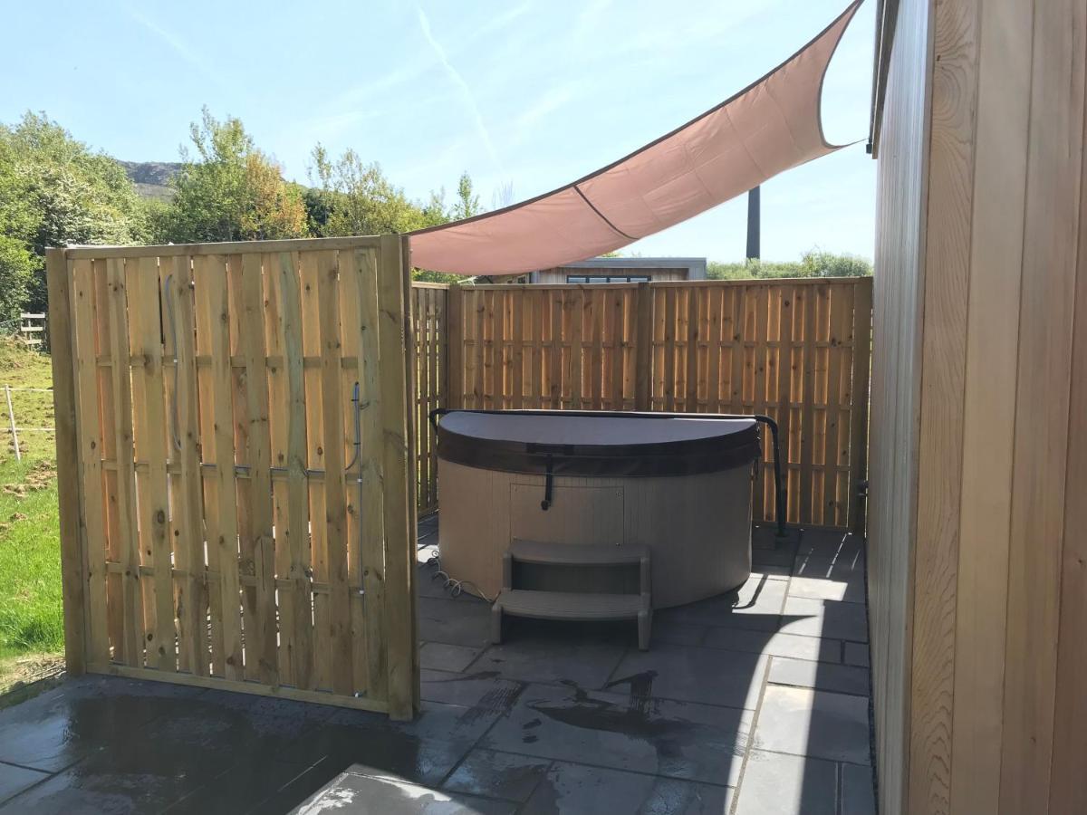 Parkknott Retreat Luxury With Private Hot Tub Apartment Askam in Furness